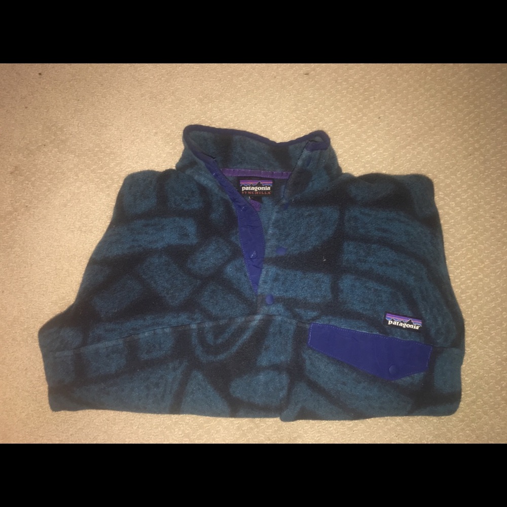 Patagonia sweatshirt
